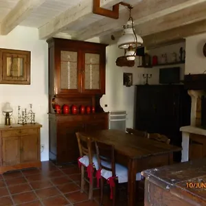 Maison De Village Hébergement de vacances Saint-Paul-des-Fonts